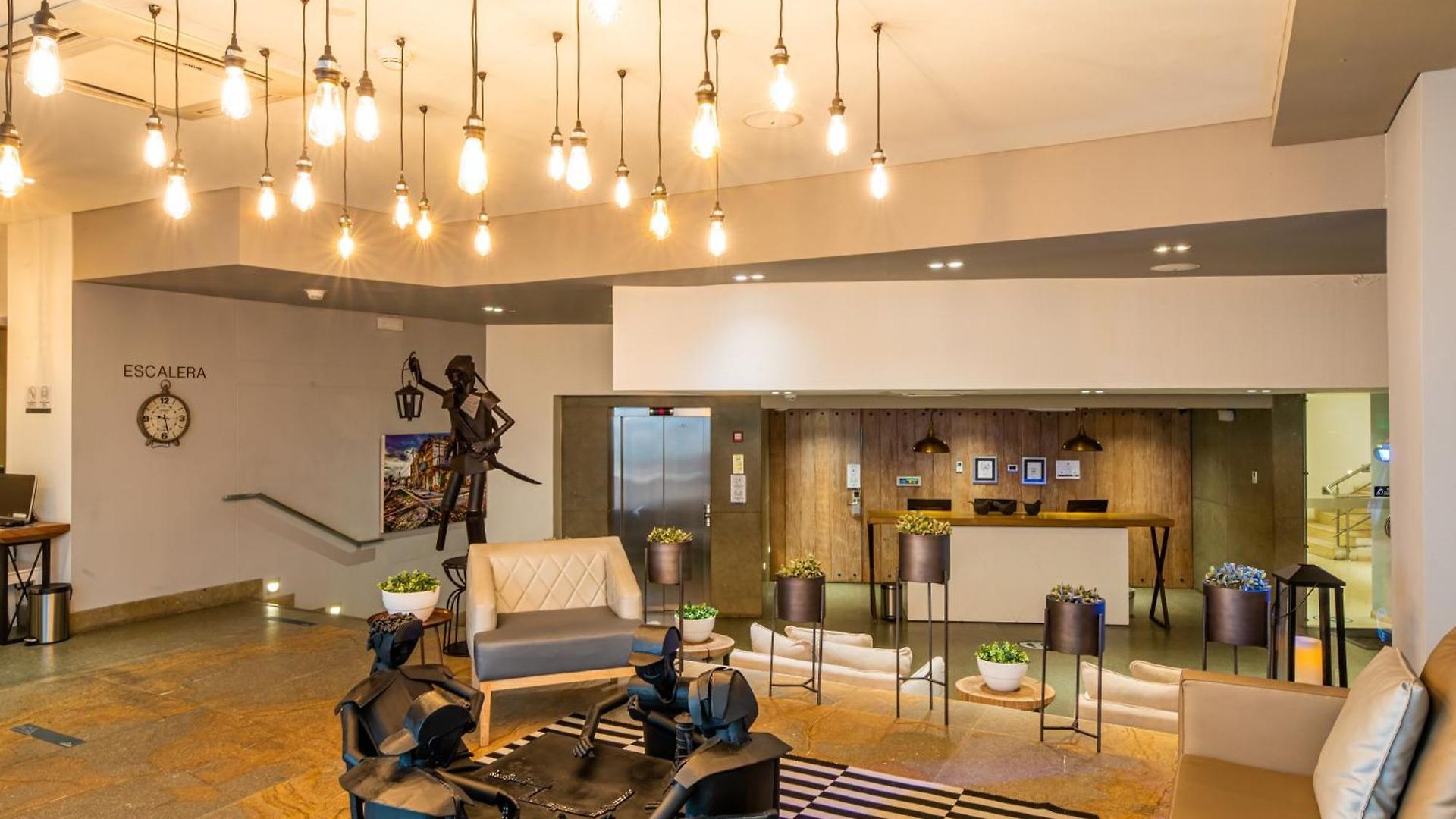 Ghl San Lazaro Art Hotel 4*
