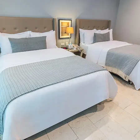 Ghl San Lazaro Art Hotel 4*