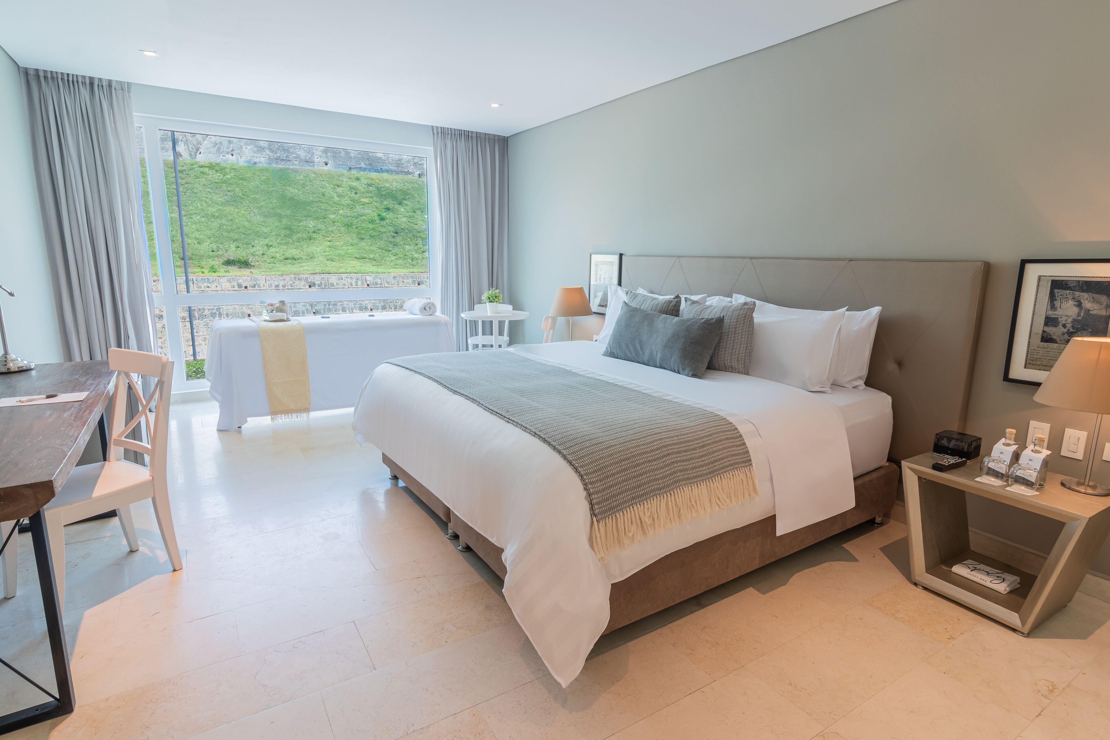 Ghl San Lazaro Art Hotel 4*